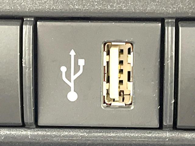 ヤリス ハイブリッドZ 禁煙車 純正8型ディスプレイ ナビキット 全方位モニター セーフティセンス レーダークルーズ BSM ブラックルーフ ドラレコ ETC ヘッドアップディスプレイ シートヒーター LEDヘッド(59枚目)