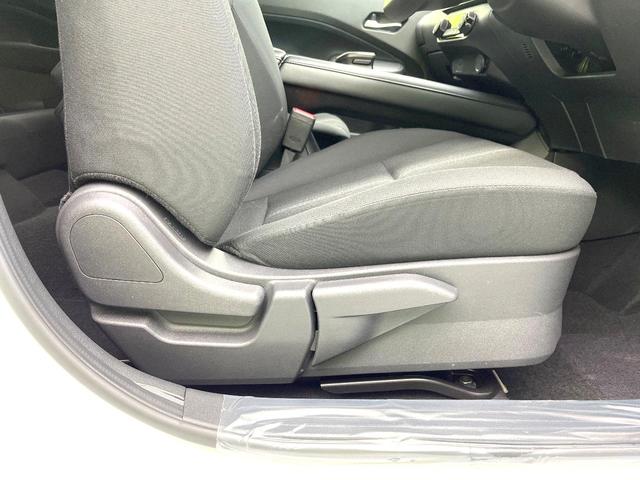 ノート Ｘ　禁煙車　ＳＤナビ　バックモニター　エマージェンシーブレーキ　オートエアコン　ＥＴＣ　ドラレコ　ＬＥＤヘッド　オートライト　Ｂｌｕｅｔｏｏｔｈ　シートリフター　電動格納ミラー　電子パーキングブレーキ（41枚目）