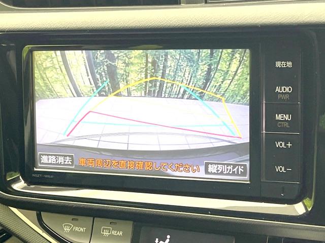 アクア Ｇブラックソフトレザーセレクション　禁煙車　純正ナビ　バックモニター　クルーズコントロール　スマートキー　ＥＴＣ　オートエアコン　合皮ーシート　ＬＥＤヘッド　オートライト　フォグ　シートヒーター　シートリフター　電動格納ミラー（4枚目）