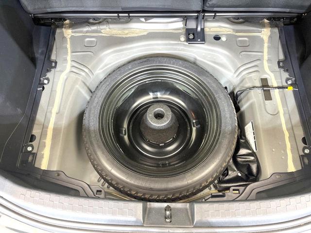 アクア Ｇブラックソフトレザーセレクション　禁煙車　純正ナビ　バックモニター　クルーズコントロール　スマートキー　ＥＴＣ　オートエアコン　合皮ーシート　ＬＥＤヘッド　オートライト　フォグ　シートヒーター　シートリフター　電動格納ミラー（43枚目）