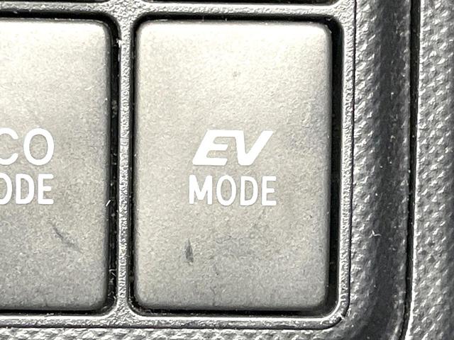 アクア Ｇブラックソフトレザーセレクション　禁煙車　純正ナビ　バックモニター　クルーズコントロール　スマートキー　ＥＴＣ　オートエアコン　合皮ーシート　ＬＥＤヘッド　オートライト　フォグ　シートヒーター　シートリフター　電動格納ミラー（53枚目）