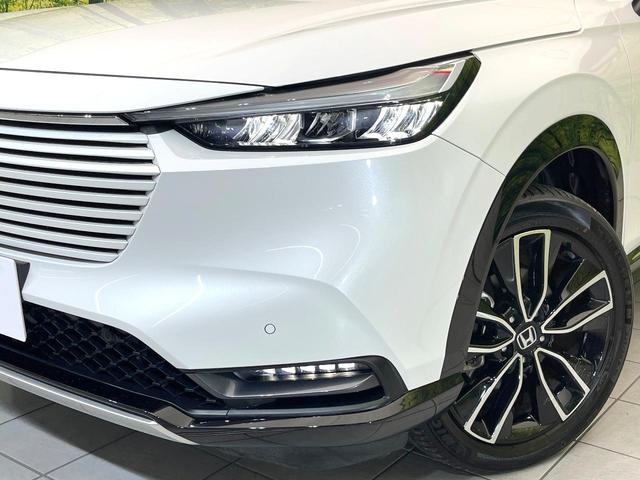 ヴェゼル ｅ：ＨＥＶ　Ｚ　禁煙車　純正９型ナビ　バックモニター　ホンダセンシング　レーダークルーズ　ＢＳＭ　パワーバックドア　ステアリングヒーター　シートヒーター　オートエアコン　置くだけ充電　ＥＴＣ　ＬＥＤヘッド（12枚目）