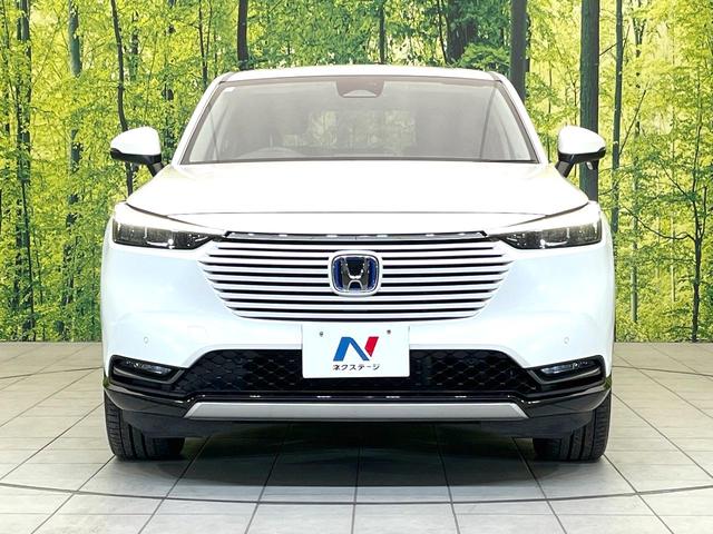 ヴェゼル ｅ：ＨＥＶ　Ｚ　禁煙車　純正９型ナビ　バックモニター　ホンダセンシング　レーダークルーズ　ＢＳＭ　パワーバックドア　ステアリングヒーター　シートヒーター　オートエアコン　置くだけ充電　ＥＴＣ　ＬＥＤヘッド（14枚目）