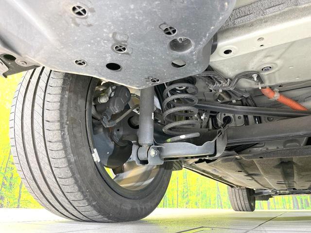 ヴェゼル ｅ：ＨＥＶ　Ｚ　禁煙車　純正９型ナビ　バックモニター　ホンダセンシング　レーダークルーズ　ＢＳＭ　パワーバックドア　ステアリングヒーター　シートヒーター　オートエアコン　置くだけ充電　ＥＴＣ　ＬＥＤヘッド（20枚目）