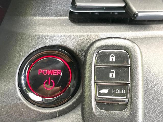 ヴェゼル ｅ：ＨＥＶ　Ｚ　禁煙車　純正９型ナビ　バックモニター　ホンダセンシング　レーダークルーズ　ＢＳＭ　パワーバックドア　ステアリングヒーター　シートヒーター　オートエアコン　置くだけ充電　ＥＴＣ　ＬＥＤヘッド（25枚目）