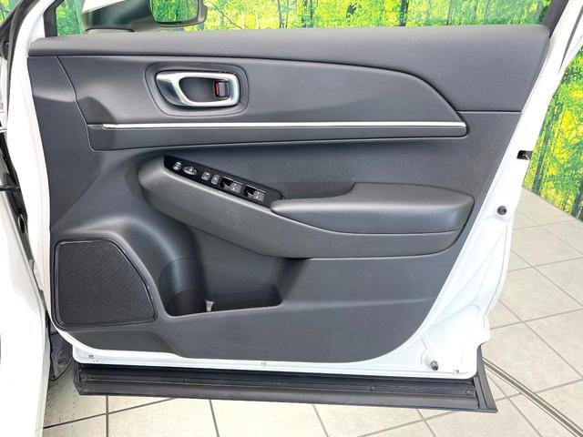 ヴェゼル ｅ：ＨＥＶ　Ｚ　禁煙車　純正９型ナビ　バックモニター　ホンダセンシング　レーダークルーズ　ＢＳＭ　パワーバックドア　ステアリングヒーター　シートヒーター　オートエアコン　置くだけ充電　ＥＴＣ　ＬＥＤヘッド（37枚目）