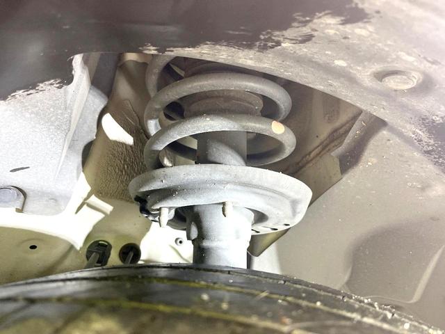 ヴェゼル ｅ：ＨＥＶ　Ｚ　禁煙車　純正９型ナビ　バックモニター　ホンダセンシング　レーダークルーズ　ＢＳＭ　パワーバックドア　ステアリングヒーター　シートヒーター　オートエアコン　置くだけ充電　ＥＴＣ　ＬＥＤヘッド（60枚目）