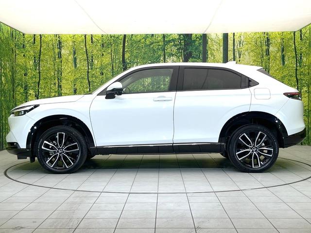 ヴェゼル ｅ：ＨＥＶ　Ｚ　禁煙車　純正９型ナビ　バックモニター　ホンダセンシング　レーダークルーズ　ＢＳＭ　パワーバックドア　ステアリングヒーター　シートヒーター　オートエアコン　置くだけ充電　ＥＴＣ　ＬＥＤヘッド（63枚目）