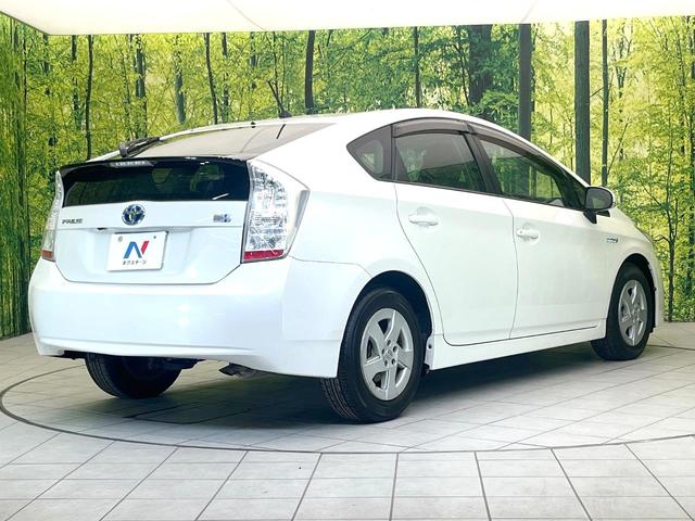 プリウス Ｓ　禁煙車　純正ナビ　バックモニター　オートエアコン　スマートキー　ＥＴＣ　オートライト　シートリフター　ステアリングスイッチ　ヘッドライトレベライザー　フォグ　電動格納ミラー（17枚目）