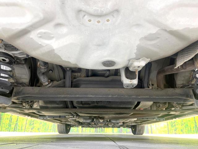 プリウス Ｓ　禁煙車　純正ナビ　バックモニター　オートエアコン　スマートキー　ＥＴＣ　オートライト　シートリフター　ステアリングスイッチ　ヘッドライトレベライザー　フォグ　電動格納ミラー（19枚目）