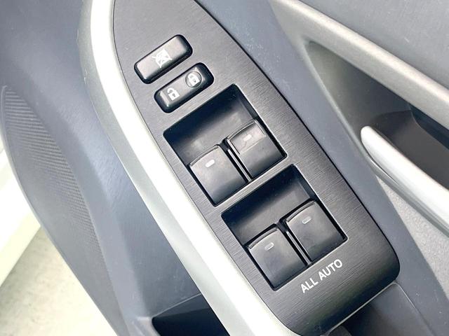 プリウス Ｓ　禁煙車　純正ナビ　バックモニター　オートエアコン　スマートキー　ＥＴＣ　オートライト　シートリフター　ステアリングスイッチ　ヘッドライトレベライザー　フォグ　電動格納ミラー（40枚目）