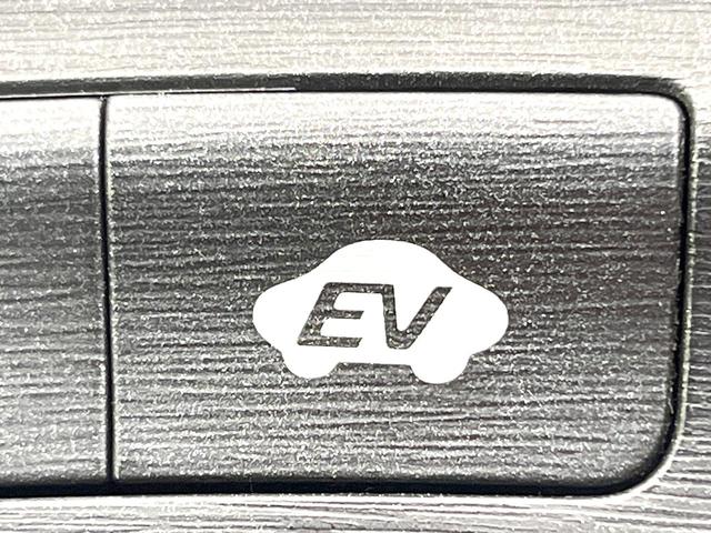 プリウス Ｓ　禁煙車　純正ナビ　バックモニター　オートエアコン　スマートキー　ＥＴＣ　オートライト　シートリフター　ステアリングスイッチ　ヘッドライトレベライザー　フォグ　電動格納ミラー（42枚目）