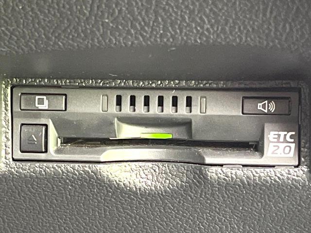 プリウス Ａツーリングセレクション　禁煙車　純正９型ナビ　バックモニター　セーフティセンス　レーダークルーズ　ＢＳＭ　シートヒーター　ヘッドアップディスプレイ　ＥＴＣ　ドラレコ　オートエアコン　ＬＥＤヘッド　オートライト　スマートキー（28枚目）