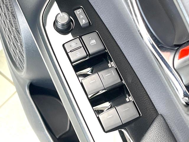 プリウス Ａツーリングセレクション　禁煙車　純正９型ナビ　バックモニター　セーフティセンス　レーダークルーズ　ＢＳＭ　シートヒーター　ヘッドアップディスプレイ　ＥＴＣ　ドラレコ　オートエアコン　ＬＥＤヘッド　オートライト　スマートキー（56枚目）