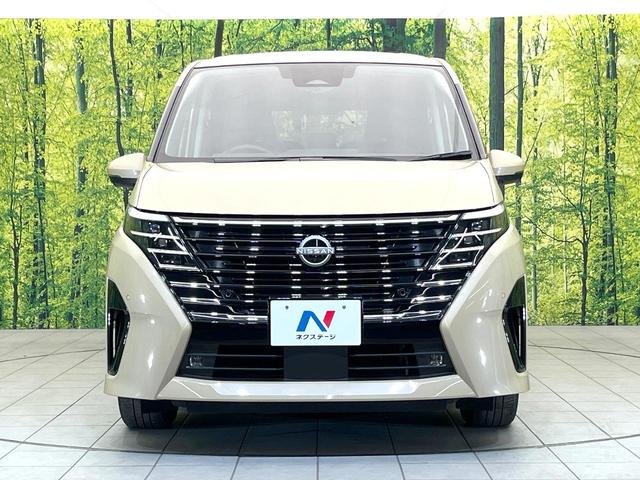 セレナ ハイウェイスターＶ　禁煙車　純正１２．３型ナビ　全方位モニター　プロパイロット　エマージェンシーブレーキ　後席モニター　ＢＳＭ　デジタルミラー　ＥＴＣ　ドラレコ　シートヒーター　ステアリングヒーター　リアオートエアコン（15枚目）