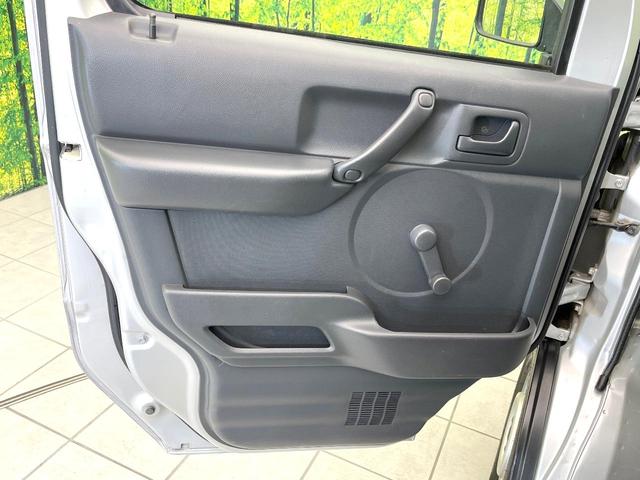 キャリイトラック ＫＣ　禁煙車　ＭＴ車　ＡＭ／ＦＭ　シガーライター　ヘッドライトレベライザー　サンバイザー　マッドガード　アシストグリップ（22枚目）