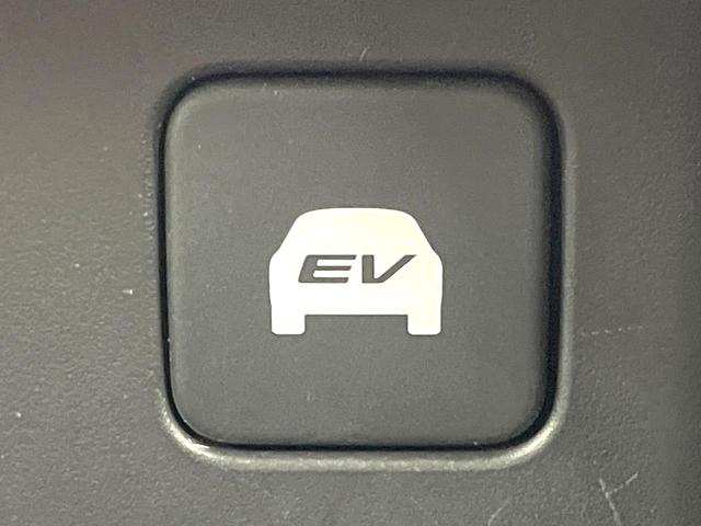 オデッセイハイブリッド ハイブリッドアブソルート・ホンダセンシンアドバンスＰ　禁煙車　インターナビ　バックモニター　ホンダセンシング　レーダークルーズ　両側パワスラ　ＬＥＤヘッド　オートライト　スマートキー　ＥＴＣ　ドラレコ　パワーシート　リアオートエアコン　オートエアコン（43枚目）