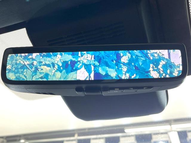 ヴェルファイアハイブリッド Ｚ　プレミア　禁煙車　純正１４型ナビ　フリップダウンモニター　全方位モニター　デジタルミラー　左右独立ムーンルーフ　ユニバーサルステップ　ＢＳＭ　セーフティセンス　レーダークルーズ　シートヒーター　ベンチレーション（6枚目）