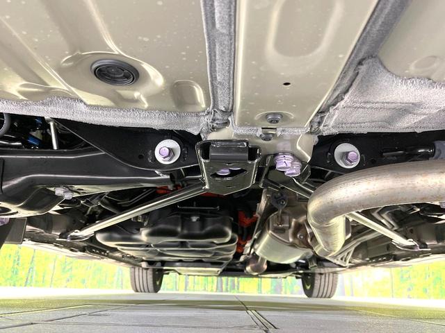 ヴェルファイアハイブリッド Ｚ　プレミア　禁煙車　純正１４型ナビ　フリップダウンモニター　全方位モニター　デジタルミラー　左右独立ムーンルーフ　ユニバーサルステップ　ＢＳＭ　セーフティセンス　レーダークルーズ　シートヒーター　ベンチレーション（19枚目）