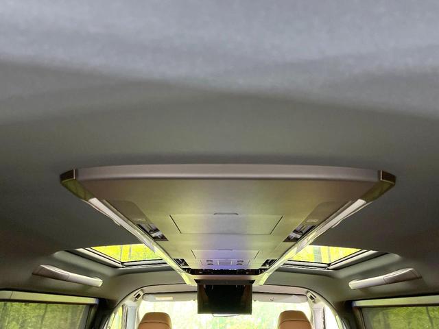 ヴェルファイアハイブリッド Ｚ　プレミア　禁煙車　純正１４型ナビ　フリップダウンモニター　全方位モニター　デジタルミラー　左右独立ムーンルーフ　ユニバーサルステップ　ＢＳＭ　セーフティセンス　レーダークルーズ　シートヒーター　ベンチレーション（41枚目）