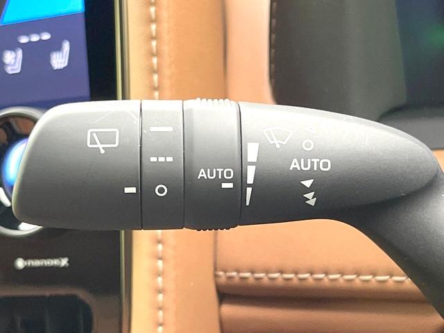 ヴェルファイアハイブリッド Ｚ　プレミア　禁煙車　純正１４型ナビ　フリップダウンモニター　全方位モニター　デジタルミラー　左右独立ムーンルーフ　ユニバーサルステップ　ＢＳＭ　セーフティセンス　レーダークルーズ　シートヒーター　ベンチレーション（55枚目）