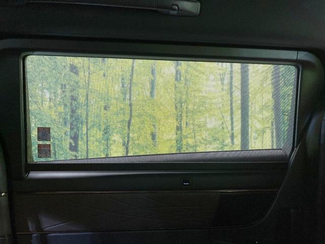 ヴェルファイアハイブリッド Ｚ　プレミア　禁煙車　純正１４型ナビ　フリップダウンモニター　全方位モニター　デジタルミラー　左右独立ムーンルーフ　ユニバーサルステップ　ＢＳＭ　セーフティセンス　レーダークルーズ　シートヒーター　ベンチレーション（63枚目）