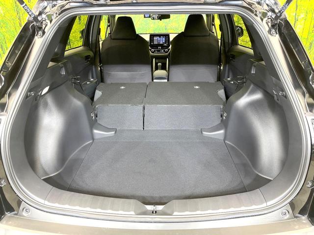 カローラクロス ハイブリッド　Ｇ　禁煙車　純正ディスプレイ　バックモニター　セーフティセンス　レーダークルーズ　ＥＴＣ　Ｂｌｕｅｔｏｏｔｈ　ＬＥＤヘッド　オートライト　スマートキー　オートエアコン　シートリフター　バニティミラー（31枚目）