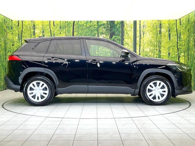 カローラクロス ハイブリッド　Ｇ　禁煙車　純正ディスプレイ　バックモニター　セーフティセンス　レーダークルーズ　ＥＴＣ　Ｂｌｕｅｔｏｏｔｈ　ＬＥＤヘッド　オートライト　スマートキー　オートエアコン　シートリフター　バニティミラー（60枚目）