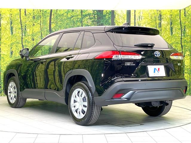 カローラクロス ハイブリッド　Ｇ　禁煙車　純正ディスプレイ　バックモニター　セーフティセンス　レーダークルーズ　ＥＴＣ　Ｂｌｕｅｔｏｏｔｈ　ＬＥＤヘッド　オートライト　スマートキー　オートエアコン　シートリフター　バニティミラー（62枚目）