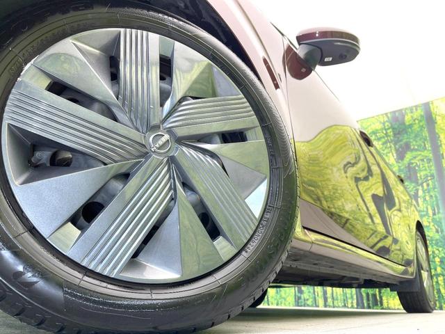 ノート Ｘ　禁煙車　純正９型ナビ　全方位モニター　プロパイロット　デジタルミラー　エマージェンシーブレーキ　ＢＳＭ　ＥＴＣ　ドラレコ　スマートキー　置くだけ充電　シートリフター　オートエアコン　オートライト（13枚目）