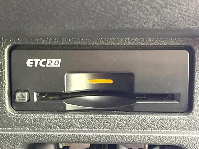 ノート Ｘ　禁煙車　純正９型ナビ　全方位モニター　プロパイロット　デジタルミラー　エマージェンシーブレーキ　ＢＳＭ　ＥＴＣ　ドラレコ　スマートキー　置くだけ充電　シートリフター　オートエアコン　オートライト（24枚目）