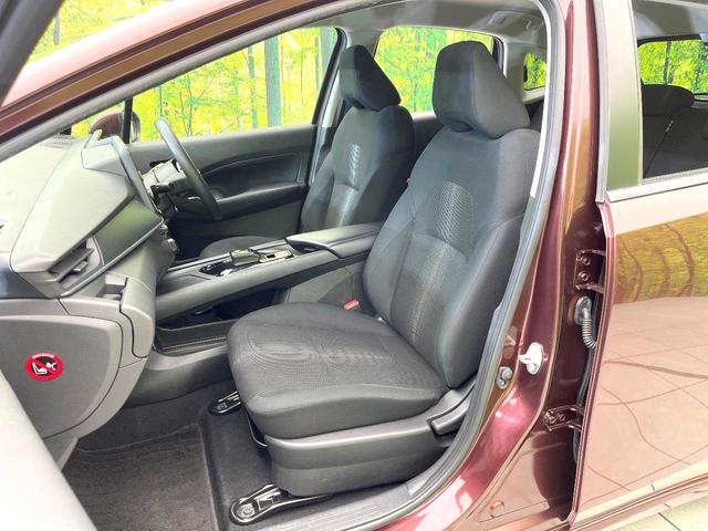 ノート Ｘ　禁煙車　純正９型ナビ　全方位モニター　プロパイロット　デジタルミラー　エマージェンシーブレーキ　ＢＳＭ　ＥＴＣ　ドラレコ　スマートキー　置くだけ充電　シートリフター　オートエアコン　オートライト（29枚目）