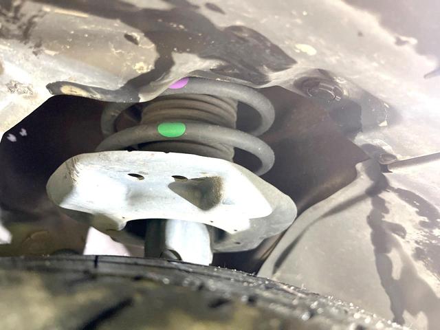 ノート Ｘ　禁煙車　純正９型ナビ　全方位モニター　プロパイロット　デジタルミラー　エマージェンシーブレーキ　ＢＳＭ　ＥＴＣ　ドラレコ　スマートキー　置くだけ充電　シートリフター　オートエアコン　オートライト（58枚目）