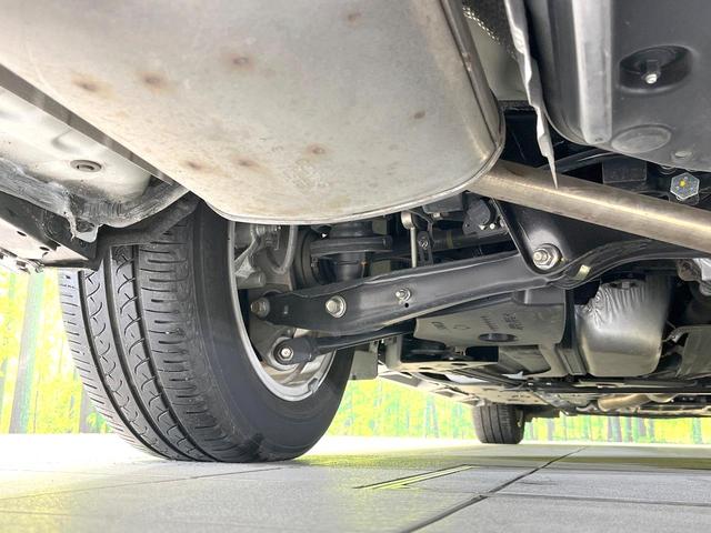 クラウンハイブリッド ロイヤルサルーン　禁煙車　純正８型ＨＤＤナビ　バックモニター　レーダークルーズコンロトロール　クリアランスソナー　パワーシート　ＥＴＣ　スマートキー　ＨＩＤヘッド　オートライト　フォグ　電動格納ミラー　バニティミラー（20枚目）