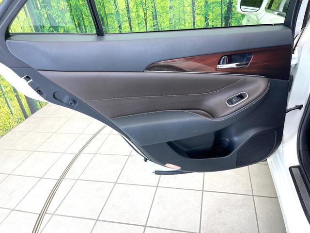 クラウンハイブリッド ロイヤルサルーン　禁煙車　純正８型ＨＤＤナビ　バックモニター　レーダークルーズコンロトロール　クリアランスソナー　パワーシート　ＥＴＣ　スマートキー　ＨＩＤヘッド　オートライト　フォグ　電動格納ミラー　バニティミラー（36枚目）