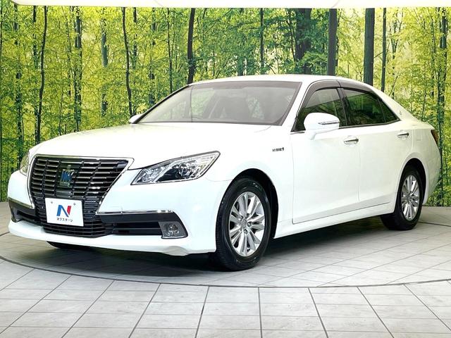 クラウンハイブリッド ロイヤルサルーン　禁煙車　純正８型ＨＤＤナビ　バックモニター　レーダークルーズコンロトロール　クリアランスソナー　パワーシート　ＥＴＣ　スマートキー　ＨＩＤヘッド　オートライト　フォグ　電動格納ミラー　バニティミラー（56枚目）