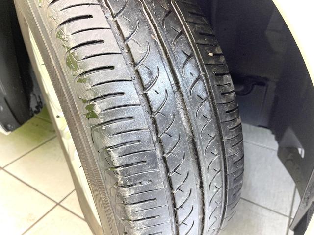 クラウンハイブリッド ロイヤルサルーン　禁煙車　純正８型ＨＤＤナビ　バックモニター　レーダークルーズコンロトロール　クリアランスソナー　パワーシート　ＥＴＣ　スマートキー　ＨＩＤヘッド　オートライト　フォグ　電動格納ミラー　バニティミラー（61枚目）