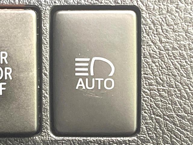 アルファード ２．５Ｓ　Ｃパッケージ　禁煙車　モデリスタエアロ　サンルーフ　フリップダウン　ＢＩＧ－Ｘ１１型ナビ　バックカメラ　セーフティセンス　レーダークルーズ　両側電動スライドドア　ステアリングヒーター　シートベンチレーション（61枚目）