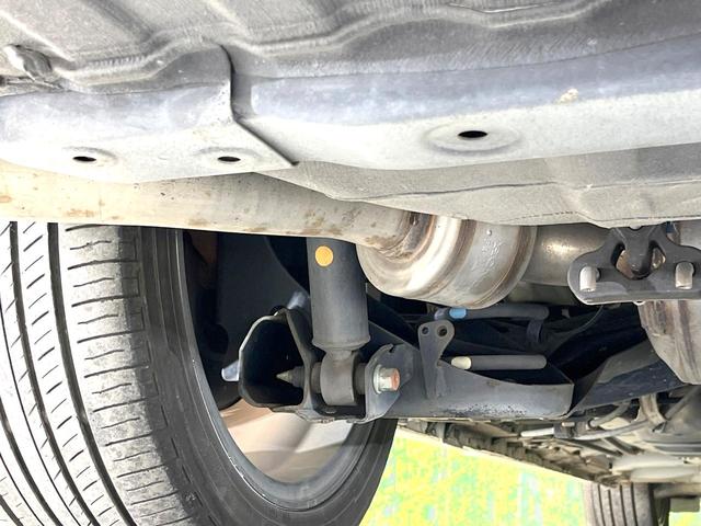 オデッセイ アブソルート・ＥＸホンダセンシング　禁煙車　純正９型ナビ　フリップダウンモニター　全方位モニター　ホンダセンシング　両側パワスラ　レーダークルーズ　ＢＳＭ　ＯＰアルミ　ＥＴＣ　ドラレコ　シートヒーター　オットマン　ＬＥＤヘッド　フォグ（20枚目）