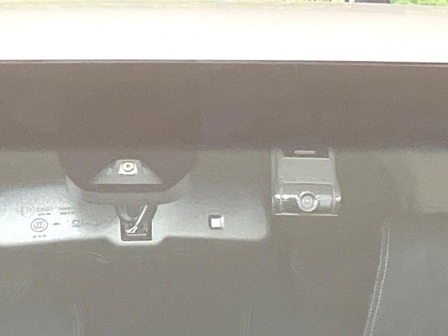 オデッセイ アブソルート・ＥＸホンダセンシング　禁煙車　純正９型ナビ　フリップダウンモニター　全方位モニター　ホンダセンシング　両側パワスラ　レーダークルーズ　ＢＳＭ　ＯＰアルミ　ＥＴＣ　ドラレコ　シートヒーター　オットマン　ＬＥＤヘッド　フォグ（25枚目）