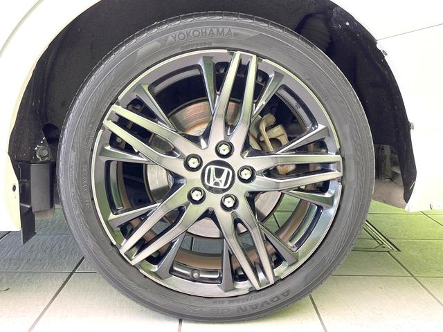 オデッセイ アブソルート・ＥＸホンダセンシング　禁煙車　純正９型ナビ　フリップダウンモニター　全方位モニター　ホンダセンシング　両側パワスラ　レーダークルーズ　ＢＳＭ　ＯＰアルミ　ＥＴＣ　ドラレコ　シートヒーター　オットマン　ＬＥＤヘッド　フォグ（71枚目）