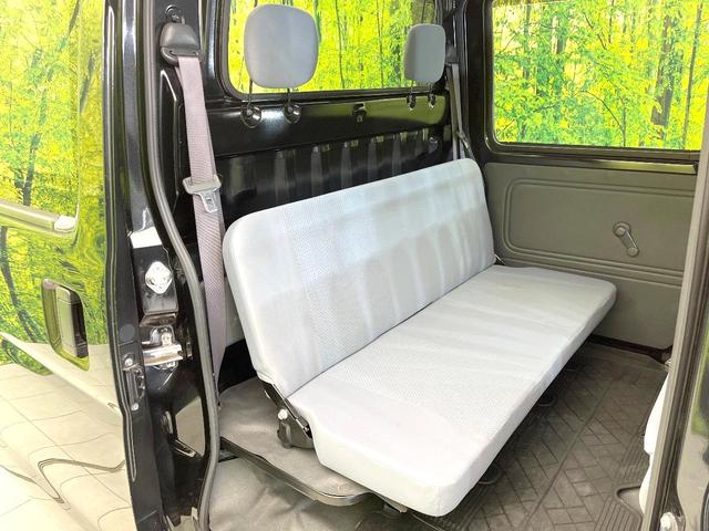 ハイゼットカーゴ デッキバンＧ　禁煙車　オーディオ　ＭＴ車　ドラレコ　ヘッドライトレベライザー　プライバシーガラス　スライドドア　パワーウィンドウ　ドアポケット（9枚目）