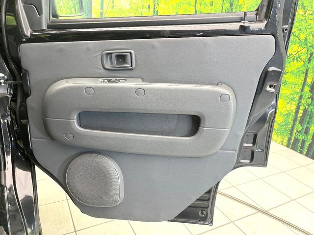 ハイゼットカーゴ デッキバンＧ　禁煙車　オーディオ　ＭＴ車　ドラレコ　ヘッドライトレベライザー　プライバシーガラス　スライドドア　パワーウィンドウ　ドアポケット（30枚目）