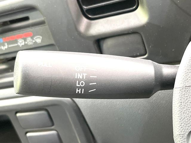 ハイゼットカーゴ デッキバンＧ　禁煙車　オーディオ　ＭＴ車　ドラレコ　ヘッドライトレベライザー　プライバシーガラス　スライドドア　パワーウィンドウ　ドアポケット（36枚目）