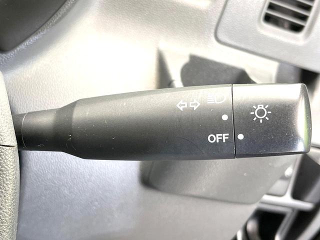 ハイゼットカーゴ デッキバンＧ　禁煙車　オーディオ　ＭＴ車　ドラレコ　ヘッドライトレベライザー　プライバシーガラス　スライドドア　パワーウィンドウ　ドアポケット（37枚目）