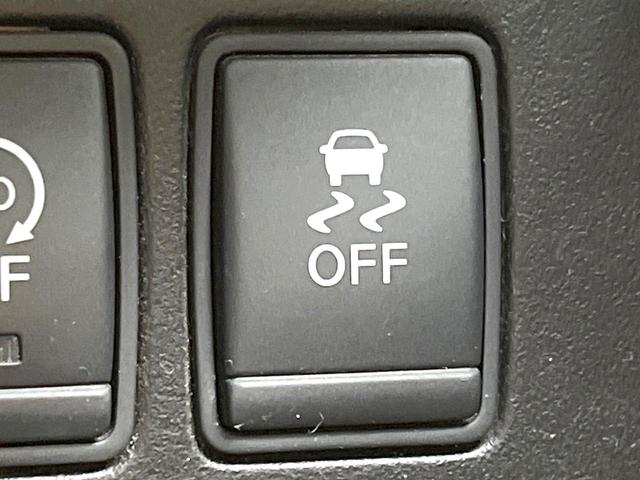 セレナ ハイウェイスターＳ－ＨＶアドバンスドセーフティパック　禁煙車　メモリーナビ　全方位モニター　エマージェンシーブレーキ　両側パワスラ　クルコン　ＥＴＣ　ドラレコ　オートエアコン　リアオートエアコン　スマートキー　アイドリングストップ　電動格納ミラー（43枚目）