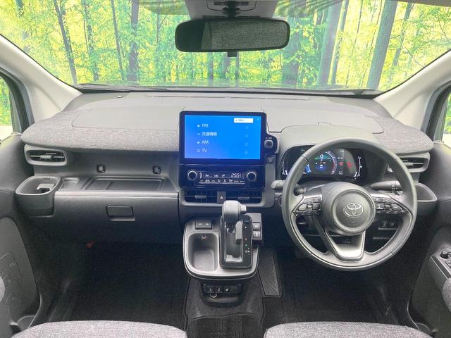 シエンタ Ｚ　禁煙車　純正１０．５型ナビ　全方位モニター　セーフティセンス　レーダークルーズ　ＢＳＭ　両側パワスラ　ステアリングヒーター　ＥＴＣ　オートエアコン　シートヒーター　サンシェード　ＬＥＤヘッド（2枚目）