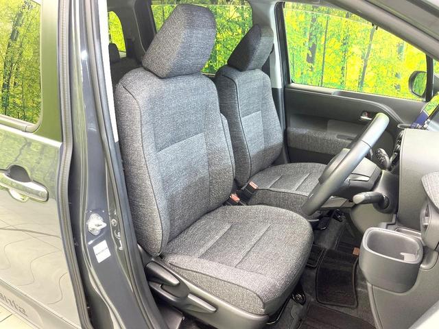 シエンタ Ｚ　禁煙車　純正１０．５型ナビ　全方位モニター　セーフティセンス　レーダークルーズ　ＢＳＭ　両側パワスラ　ステアリングヒーター　ＥＴＣ　オートエアコン　シートヒーター　サンシェード　ＬＥＤヘッド（8枚目）