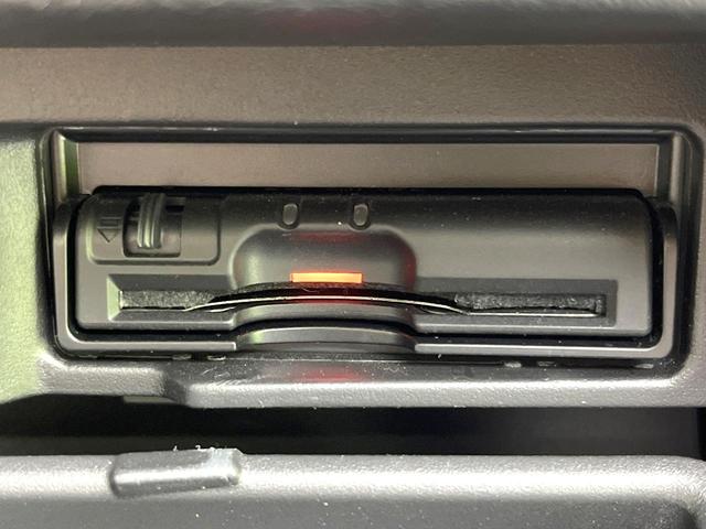 セレナ ハイウェイスター　純正９型ナビ　バックモニター　エマージェンシーブレーキ　クルコン　両側パワスラ　グレージュ内装　ＥＴＣ　リアオートエアコン　オートエアコン　オートライト　スマートキー　アイドリングストップ（27枚目）