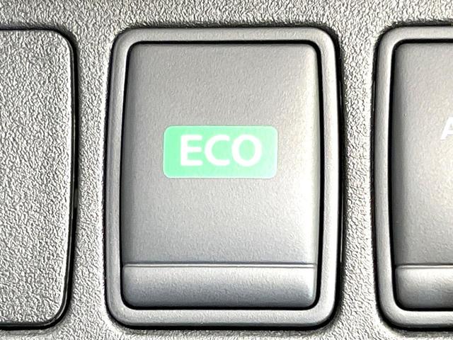 セレナ ハイウェイスター　純正９型ナビ　バックモニター　エマージェンシーブレーキ　クルコン　両側パワスラ　グレージュ内装　ＥＴＣ　リアオートエアコン　オートエアコン　オートライト　スマートキー　アイドリングストップ（45枚目）